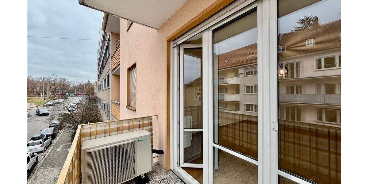 Spitzen 1 Zimmerwohnung mit Sonnenbalkon und EBK mit innenstadtnaher Lage - Frei 1 zimmer