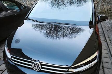 VW Touran 93.500 km 18.899 &euro; Meiningen 98617