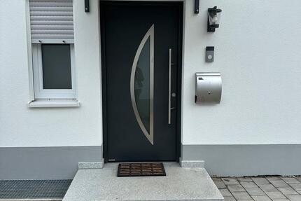 Neubau Doppelhaushälfte ab 01.11.25 6 zimmer