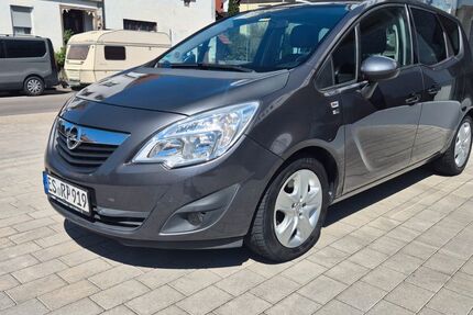 Opel Meriva 123.500 km 4.190 &euro; Schorndorf 73614