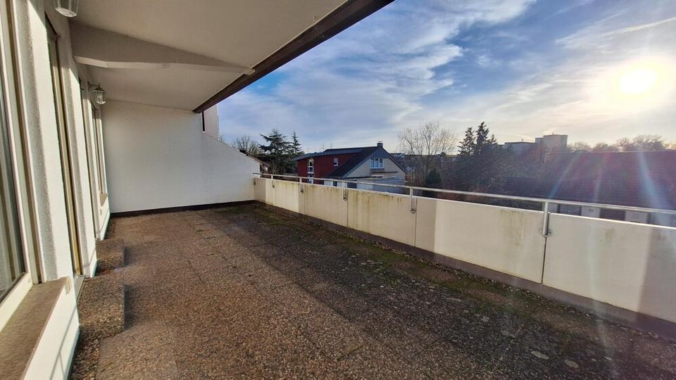 Erdgeschoßwohnung Marbach am Neckar - 4 Zimmer, 121 m&sup2;, 1.500&euro; | Angebot:24815147