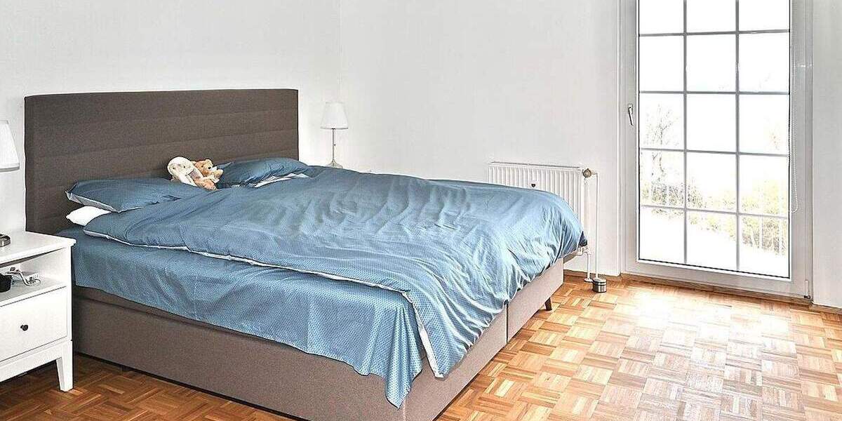 Etagenwohnung Bochum Stiepel - 4 Zimmer, 107 m&sup2;, 420.000&euro; | Angebot:25657492