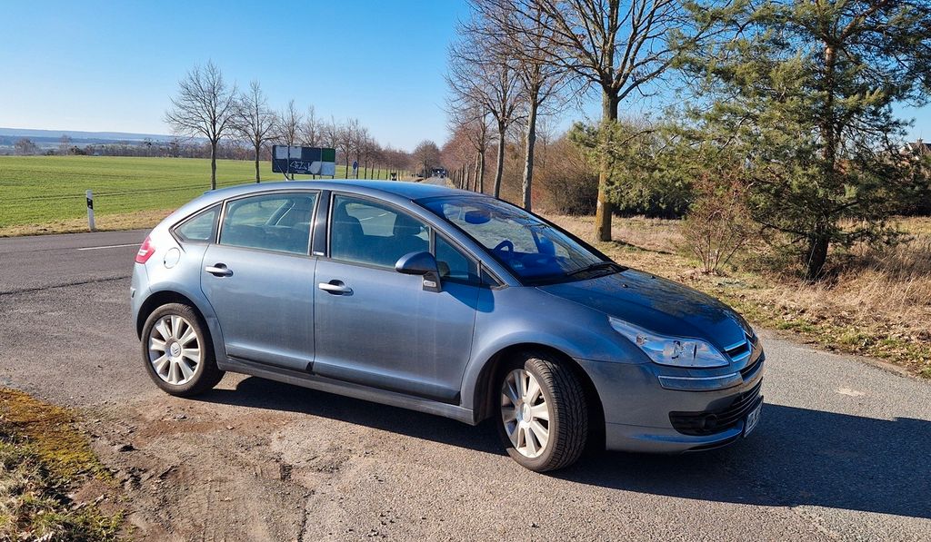 Citroen C4 104.058 km 2.700 &euro; Helmstedt 38350