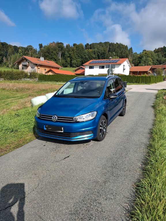 VW Touran 125.000 km 21.900 € Irschenberg 83737