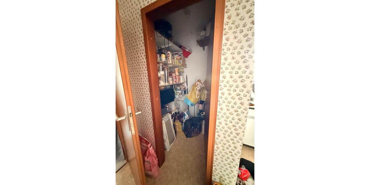 Etagenwohnung Schweinfurt Bellevue - 4 Zimmer, 103 m&sup2;, 190.000&euro; | Angebot:26865344