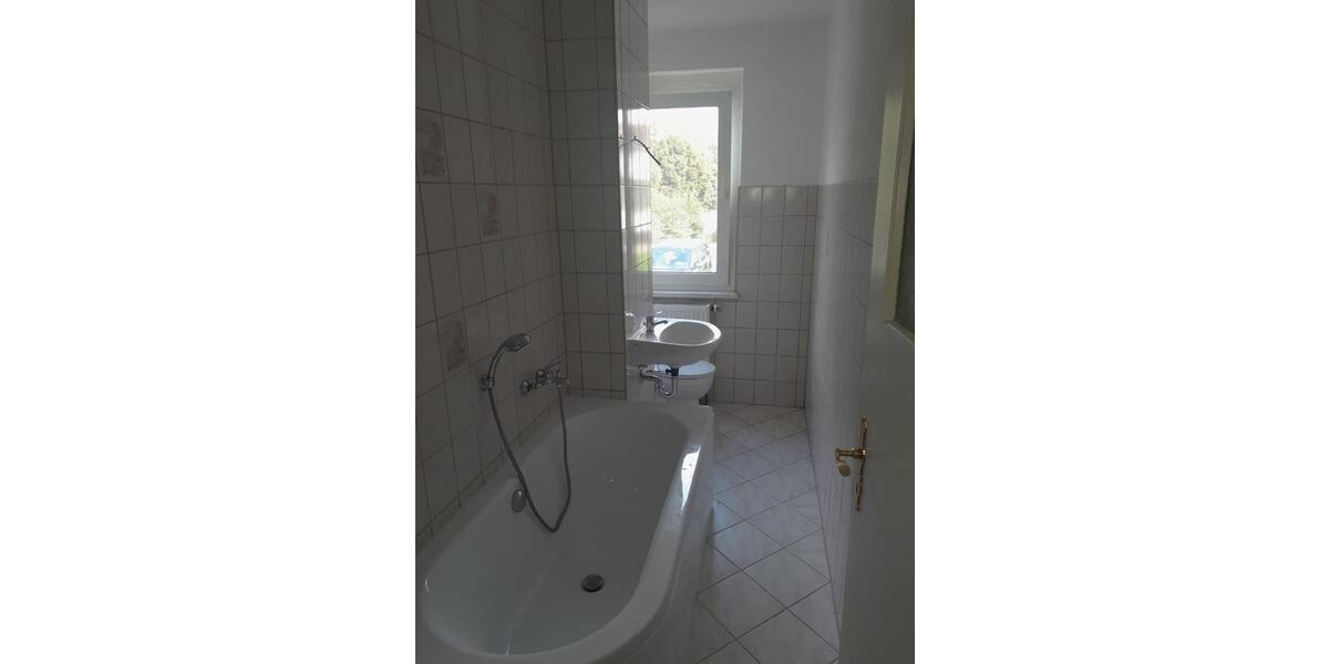 Erdgeschoßwohnung Artern - 3 Zimmer, 58 m&sup2;, 320&euro; | Angebot:25875642