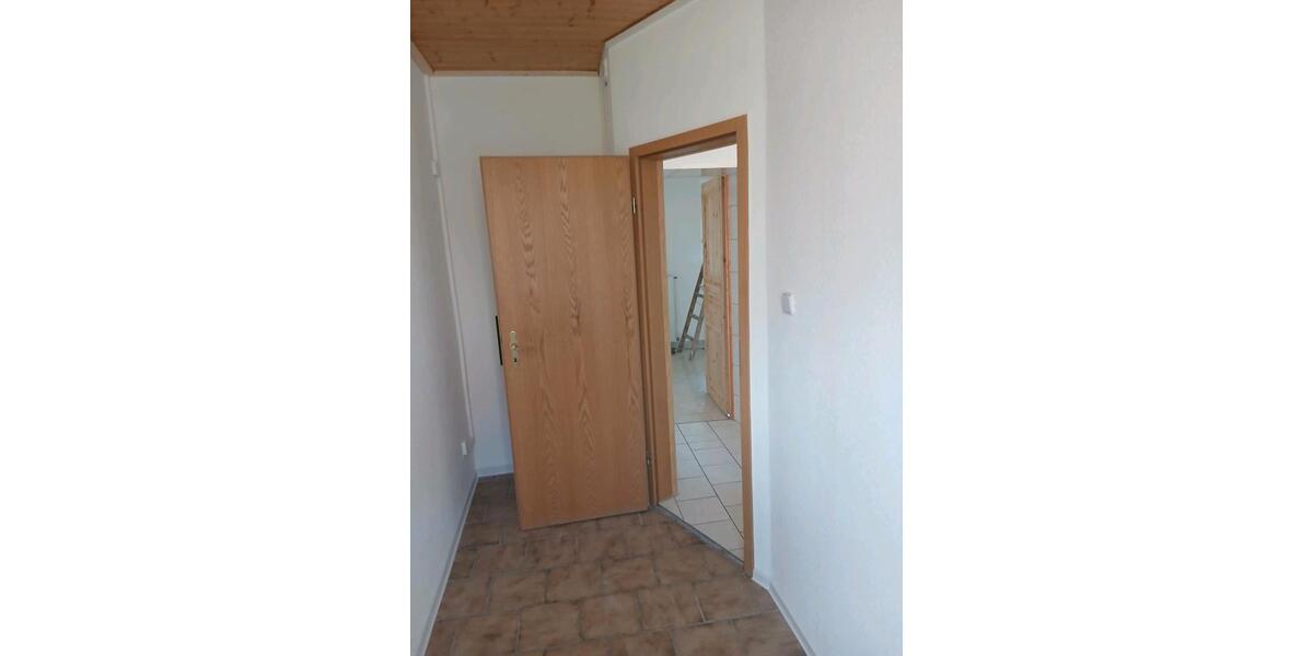 Einfamilienhaus Erxleben - 5 Zimmer, 139 m&sup2;, 1.250&euro; | Angebot:26357011