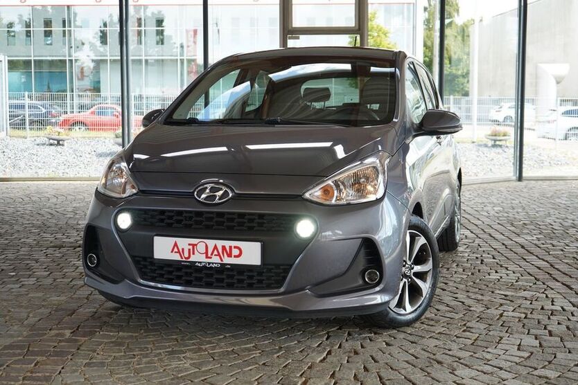 i10