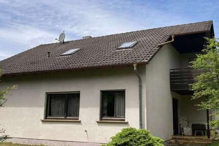 Haus Sulzdorf a.d.L. - 7 Zimmer, 180 m&sup2;, 225.000&euro; | Angebot:26856845