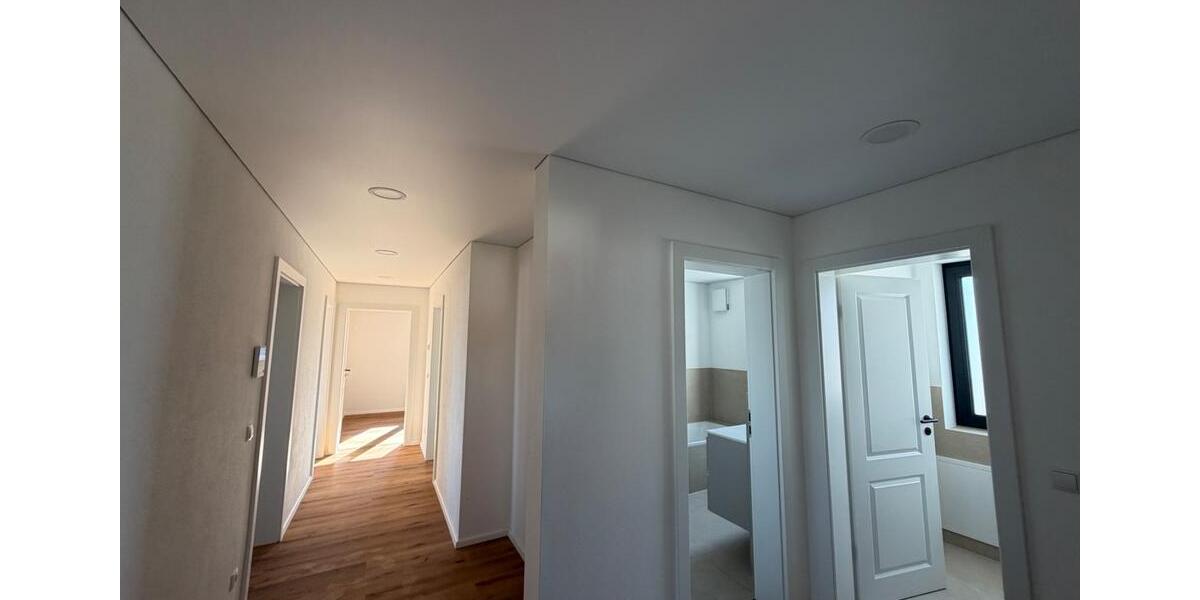 Etagenwohnung Landshut Landshut-West - 4 Zimmer, 101 m&sup2;, 1.500&euro; | Angebot:26384535