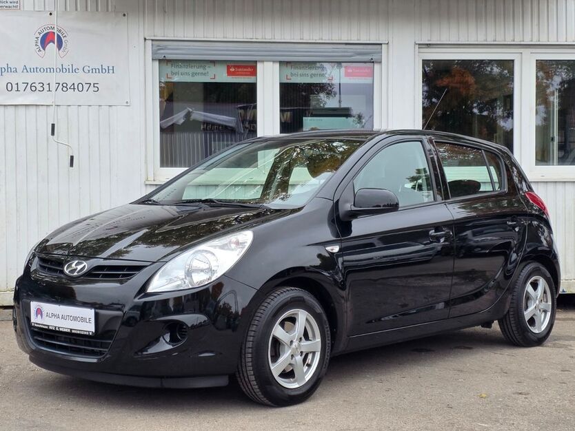 Hyundai i20 115.000 km 4.490 € München 81243