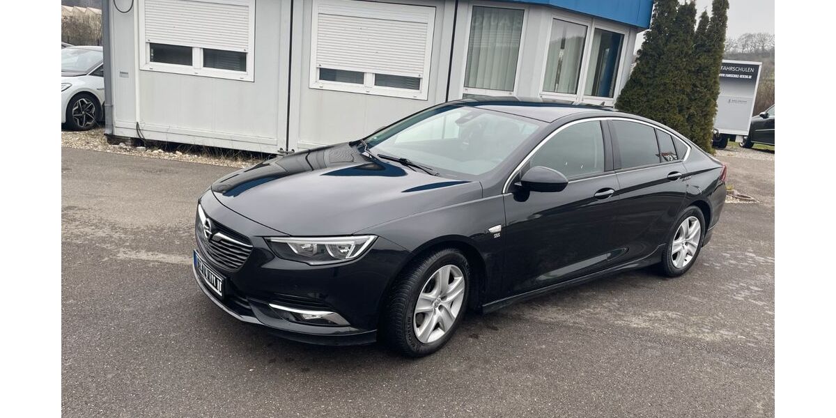 Opel Insignia 136.700 km 11.900 &euro; Ehingen(Donau) 89584