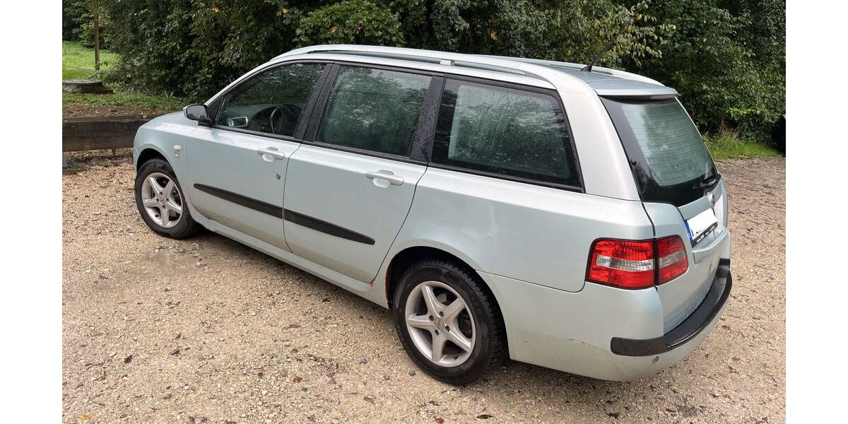 Fiat Stilo 209.000 km 1.400 &euro; Landau 76829