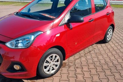 Hyundai i10 43.000 km 5.900 € Halle/S. 06132