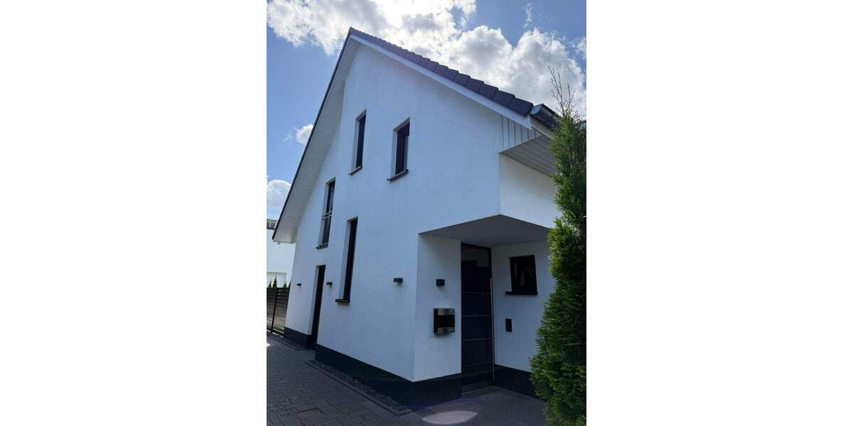 Wohnen auf Zeit - Moderne Doppelhaushälfte in sonniger Südlage – ruhig, effizient & pflegeleicht 4 zimmer