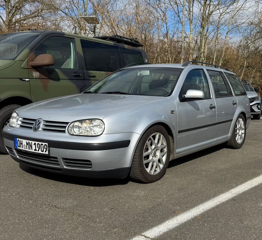 VW Golf 212.000 km 3.000 € Süsel 23701