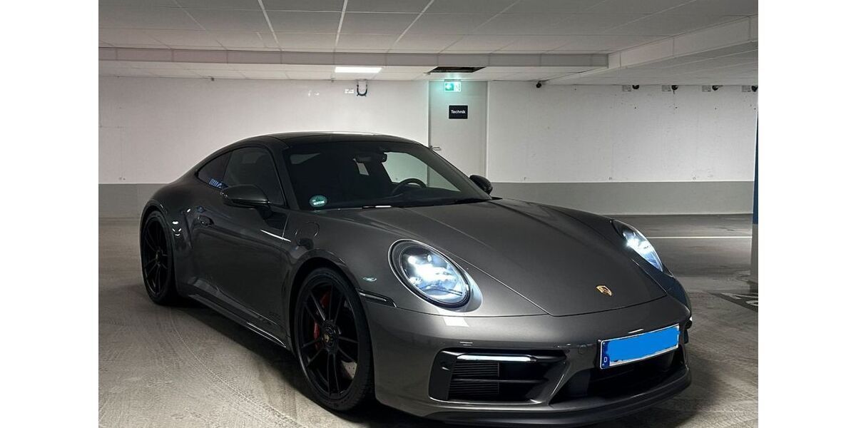 Porsche 992 4.800 km 153.980 &euro; Langen 63225