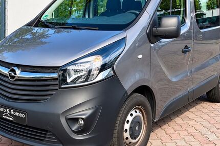 Opel Vivaro 236.811 km 9.999 &euro; Gelsenkirchen 45884