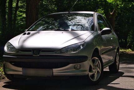 Peugeot 206 87.000 km 2.500 &euro; Aachen 52074