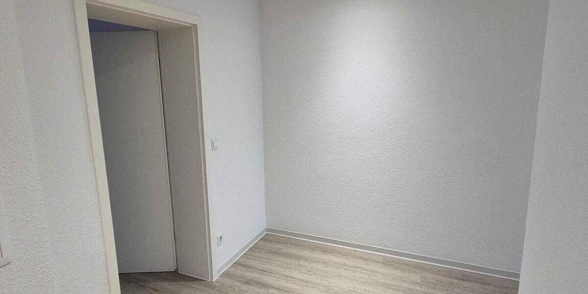 *Freiraum genießen - modernisierte 2-Zimmer-Wohnung* Tageslichtbad mit Wanne + Balkon + Aufzug 2 zimmer