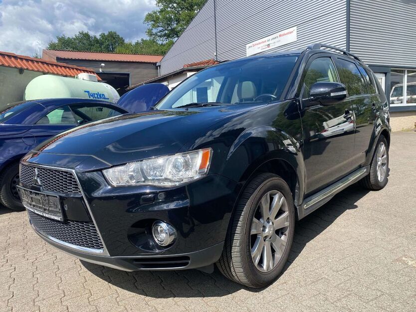Mitsubishi Outlander 215.000 km 6.699 € Eppstein 65817