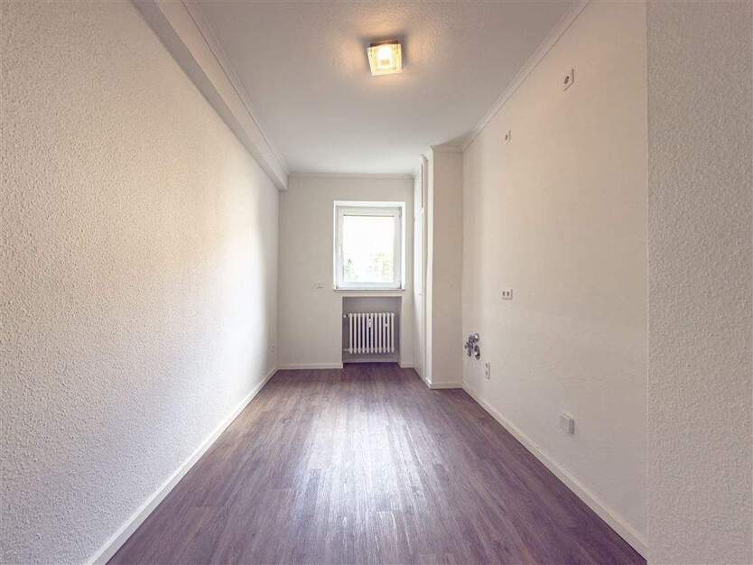 3-Zimmer-Wohnung in Toplage mit Loggia Leerstehend 3 zimmer