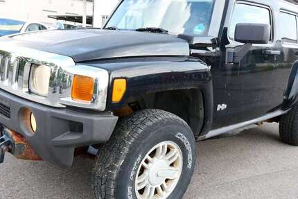 Hummer H3 56.181 km 5.555 &euro; Manching 85077