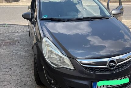 Opel Corsa 211.178 km 2.800 &euro; Mayen 56727