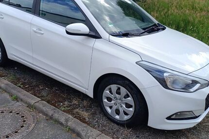 Hyundai i20 188.000 km 4.750 &euro; Schirgiswalde - Kirschau 02681