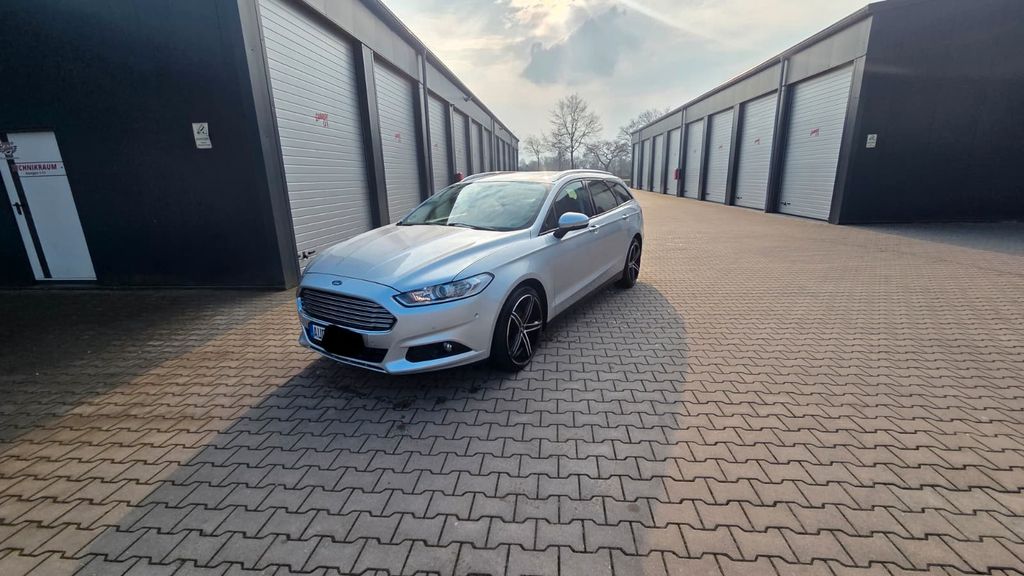 Ford Mondeo 158.000 km 10.700 &euro; Großefehn 26629
