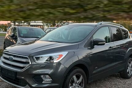 Ford Kuga 171.056 km 8.990 &euro; München 80935