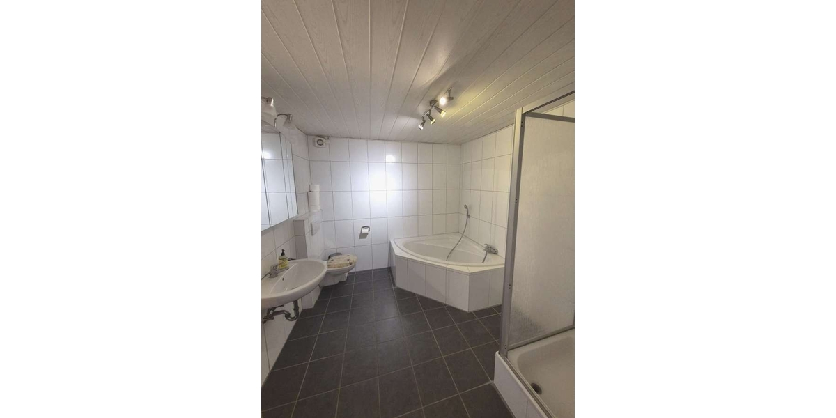 Ideales Kapitalanlageobjekt, RMH perfekt für den amerikanischen Wohnungsmarkt - Reihenmittelhaus Queidersbach | Angebot:27131007