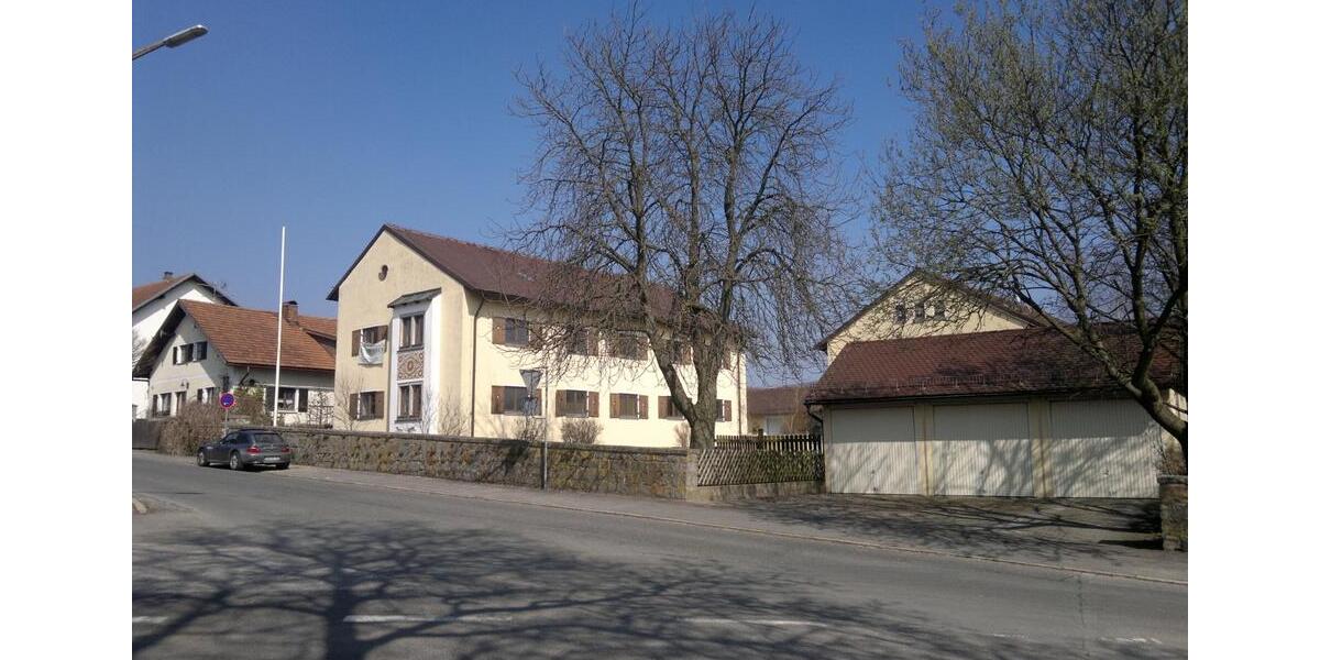 Etagenwohnung Furth im Wald - 4 Zimmer, 80 m&sup2;, 415&euro; | Angebot:25419264