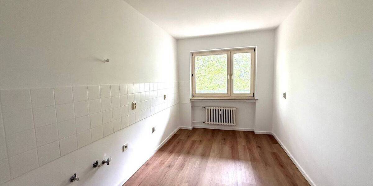 Etagenwohnung Kassel Fasanenhof - 3 Zimmer, 118 m&sup2;, 1.125&euro; | Angebot:26904209