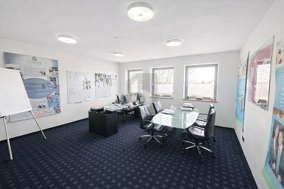 REPRÄSENTATIV MIT FLEXIBLER RAUMAUFTEILUNG - Gewerbeobjekt Ingolstadt Nordost | Angebot:26061974