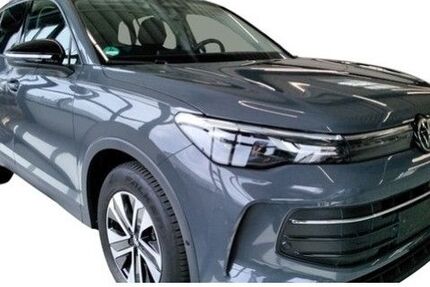VW Tiguan 5.617 km 32.888 &euro; Berlin 10709