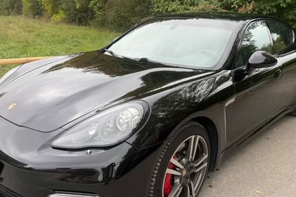 Porsche Panamera 105.000 km 27.600 &euro; München 81243