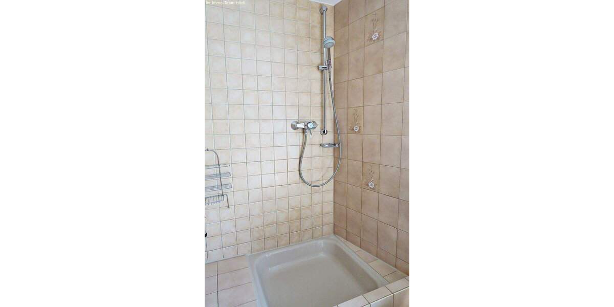 Etagenwohnung Reutlingen Ohmenhausen - 3 Zimmer, 70 m&sup2;, 530&euro; | Angebot:24992183