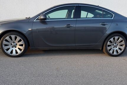 Opel Insignia 98.400 km 7.990 &euro; Mering 86415