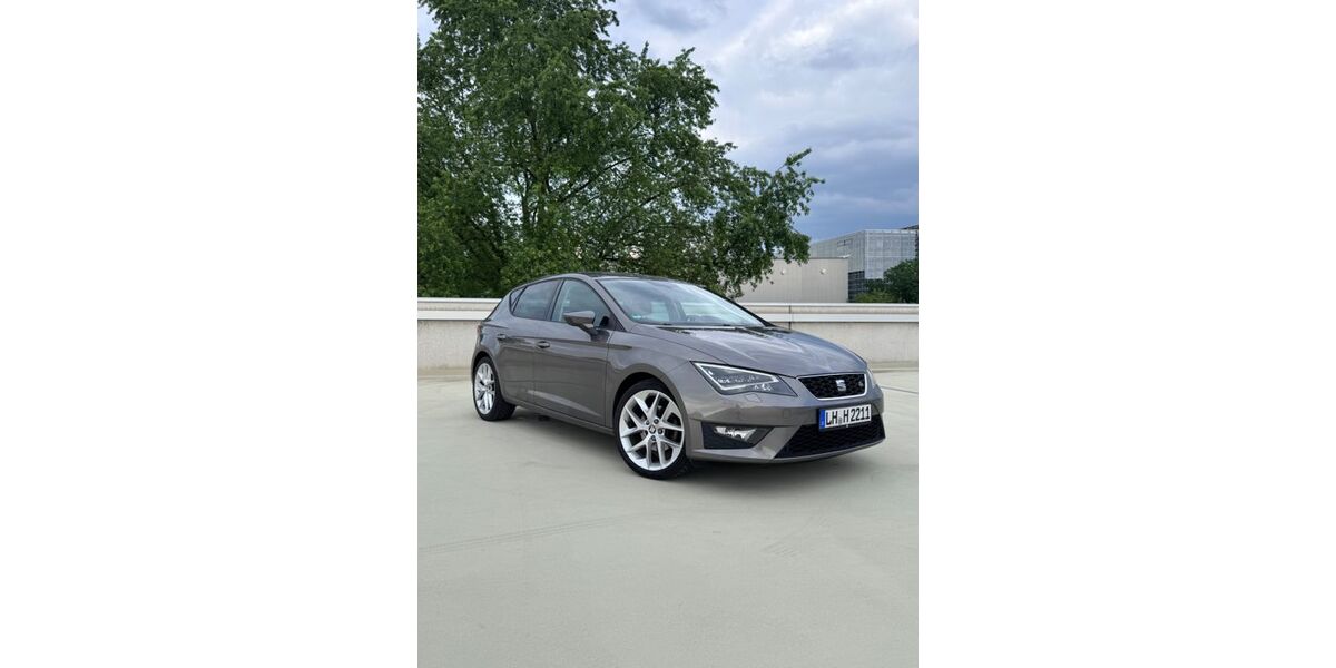 Seat Leon 99.887 km 12.500 &euro; Coesfeld 48653
