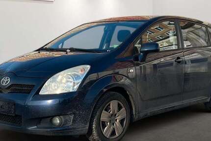 Toyota Corolla Verso 282.508 km 2.699 &euro; Berlin 12681