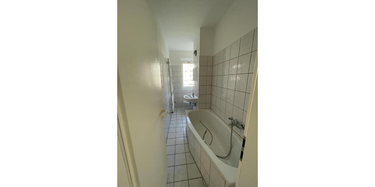 Etagenwohnung Harztor - 1 Zimmer, 30 m&sup2;, 200&euro; | Angebot:26195599