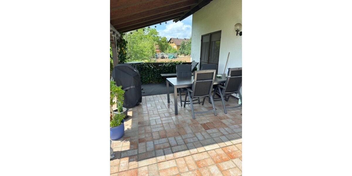 Erdgeschoßwohnung Gerabronn - 6 Zimmer, 140 m&sup2;, 289.000&euro; | Angebot:21271276