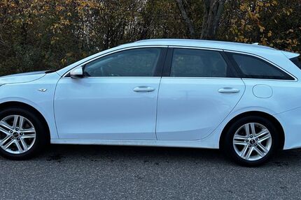 Kia ceed / Ceed 75.300 km 16.499 € Stollberg 09366