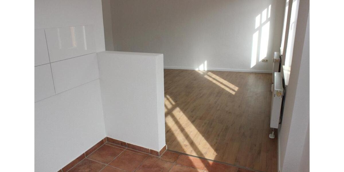 Etagenwohnung Döbeln - 2 Zimmer, 47 m&sup2;, 300&euro; | Angebot:25992549