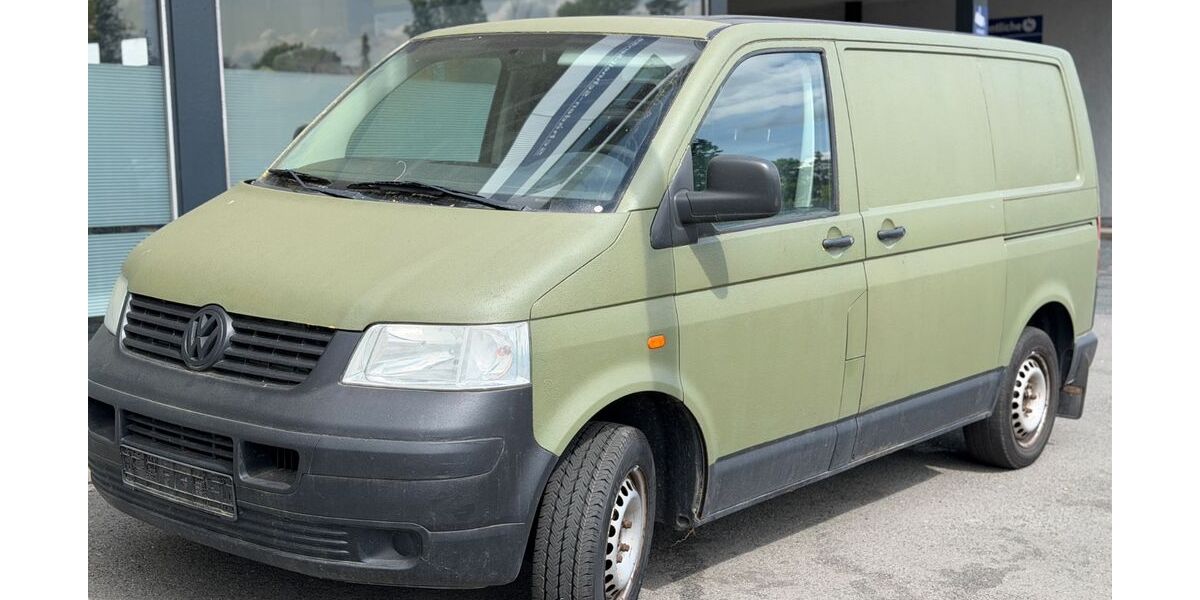 VW T5 Transporter 156.500 km 5.900 &euro; Salzgitter 38229