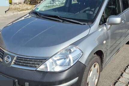 Nissan Tiida 89.000 km 2.100 &euro; Bodnegg 88285