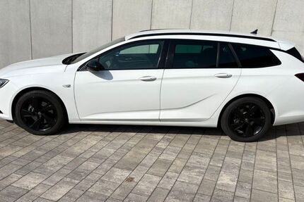 Opel Insignia 110.000 km 16.100 &euro; Runding 93486