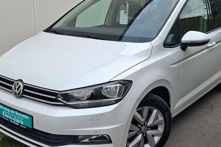 VW Touran 124.911 km 15.999 € Detmold 32758