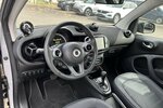 Smart EQ fortwo electric drive EQ Prime Glasdach LED 19.071 km 13.900 &euro; Mainz 55122